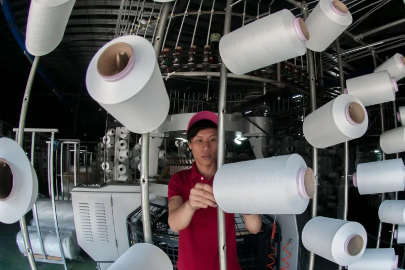 Sample Trap: How Chinese Manufacturers' Low-Cost Prototyping Is Quietly Rewiring US Procurement Strategy